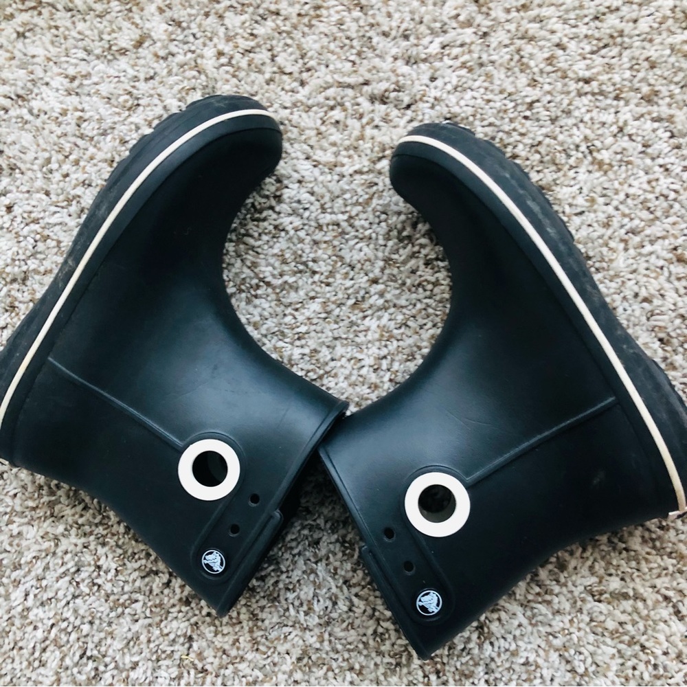 Crocs Women's Jaunt Shorty Boot Black Rain Boot Size‎ 8.5-9 (see description)